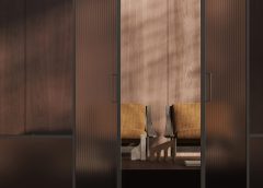 VIVA: IL COLLAGE DI LUCE E MATERIA