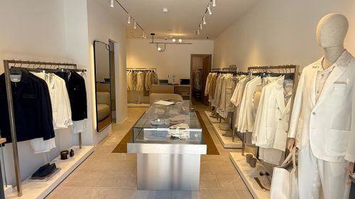 ELEVENTY: INAUGURATA LA NUOVA BOUTIQUE A SANTORINI
