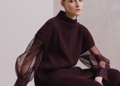 AIDA BARNI COLLEZIONE FALL/WINTER 26-27 IL NUOVO COLORE DI TENDENZA BURGUNDY